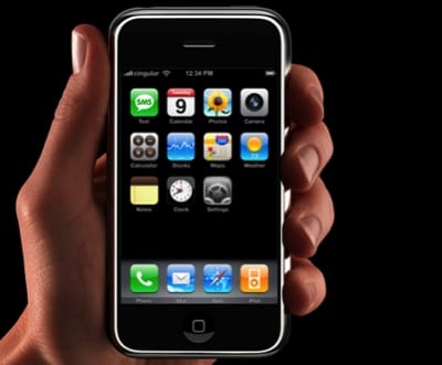 iPhone da Apple esgota horas depois de posto à venda - TVI