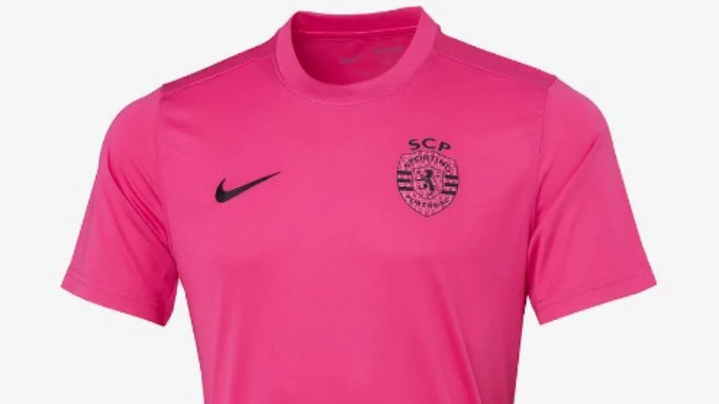 Sporting lança camisola rosa em campanha de prevenção | MAISFUTEBOL