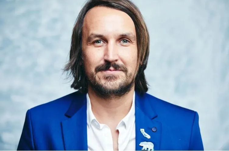 Tim Meyers, músico dos OneRepublic, candidato a vice-governador da ...
