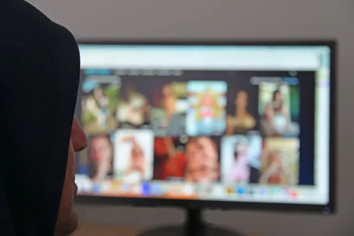 Aliciava menores nas redes sociais e ameaçava divulgar imagens íntimas. PJ identifica pelo menos 12 vítimas