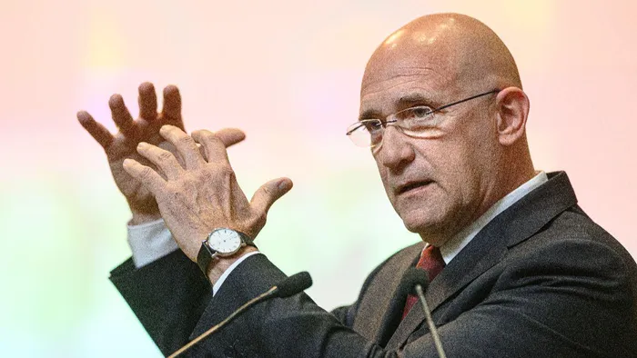 Passos Coelho admite regresso à vida política se PSD "não for bem-sucedido"