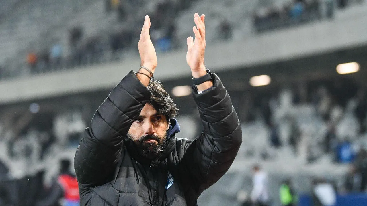Roménia: Craiova de Filipe Coelho ganha no terreno do Farul e consolida terceiro lugar
