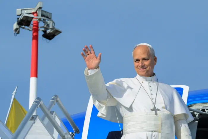 Papa Leão XIV continua a recuperar normalmente após cirurgia