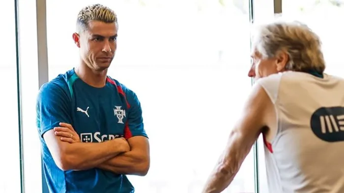 Jorge Jesus desmente alegado pedido de desculpas a Cristiano Ronaldo
