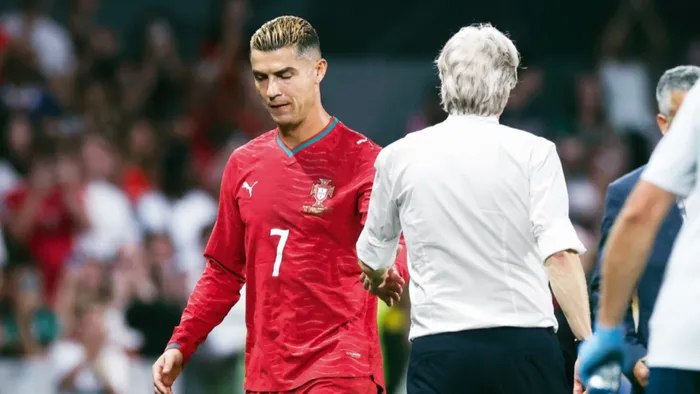 Jorge Jesus já leu a versão de Cristiano Ronaldo: “Agora, como faço todos os dias, vou para a Federação trabalhar"