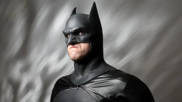 Batman da vida real persegue ladrão!