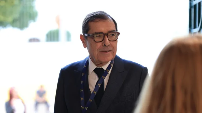José Eduardo Moniz desmistifica: "Não tem nada que ver com isso"