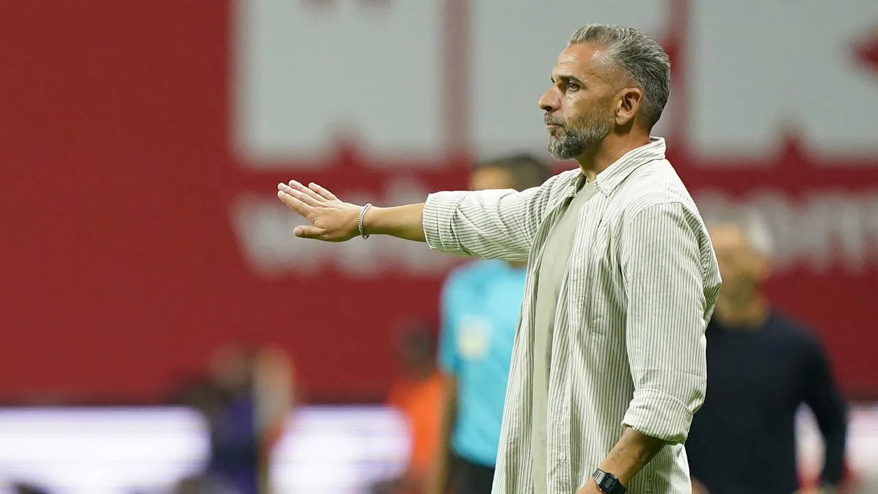 Rui Borges pede competitividade coletiva e não confirma titularidade de Ibrahima Ba