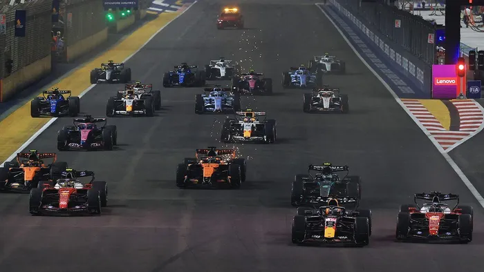 Fórmula 1: Verstappen vence GP de Singapura pela primeira vez