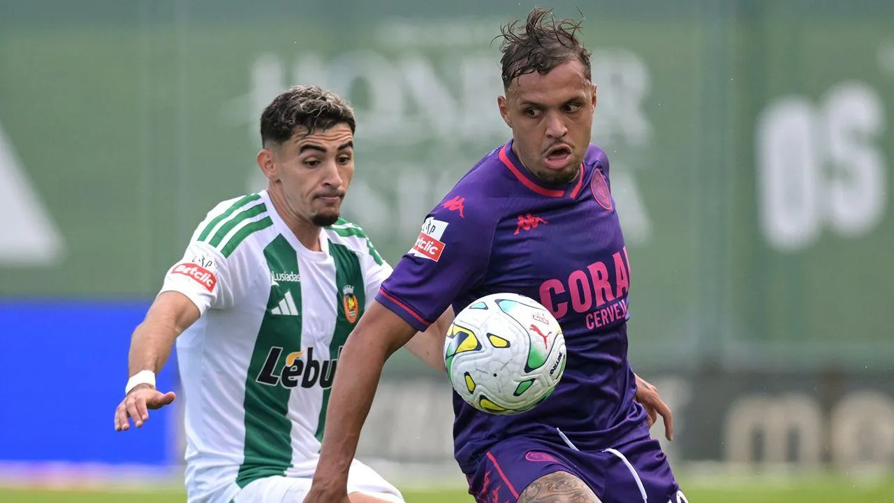 Rio Ave-Nacional, 3-2: Blesa decide triunfo a dez na estreia de Vasco Seabra