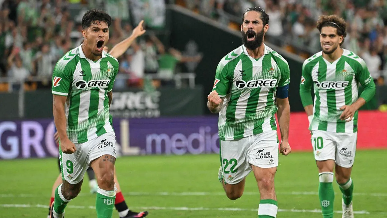 Betis vence Osasuna por 5-2 antes de receber o FC Porto
