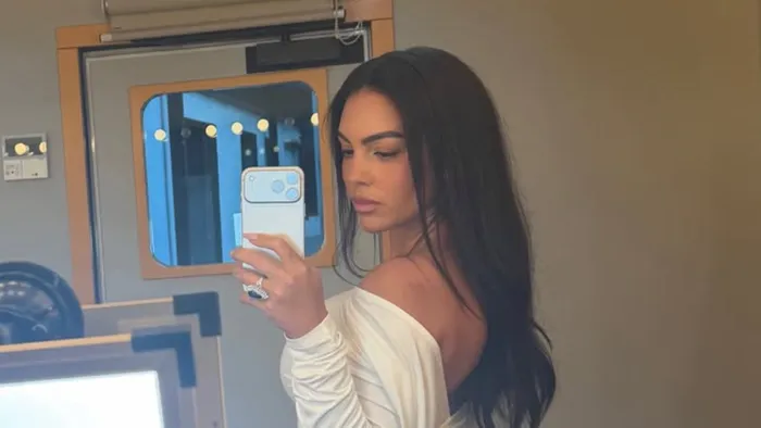 Parece saída de um catálogo. Georgina Rodríguez abre as portas da mansão da Arábia Saudita e a cozinha é o sonho de qualquer um