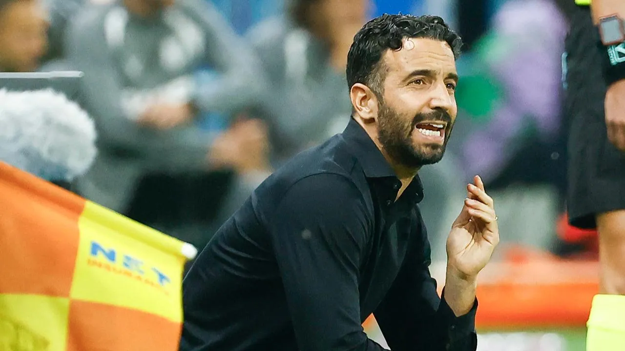 Amorim lamenta empate do Milan e aponta fragilidades nos cantos