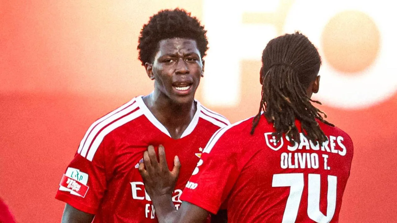 VÍDEO: Anísio Cabral decide vitória do Benfica B perante Marco Silva