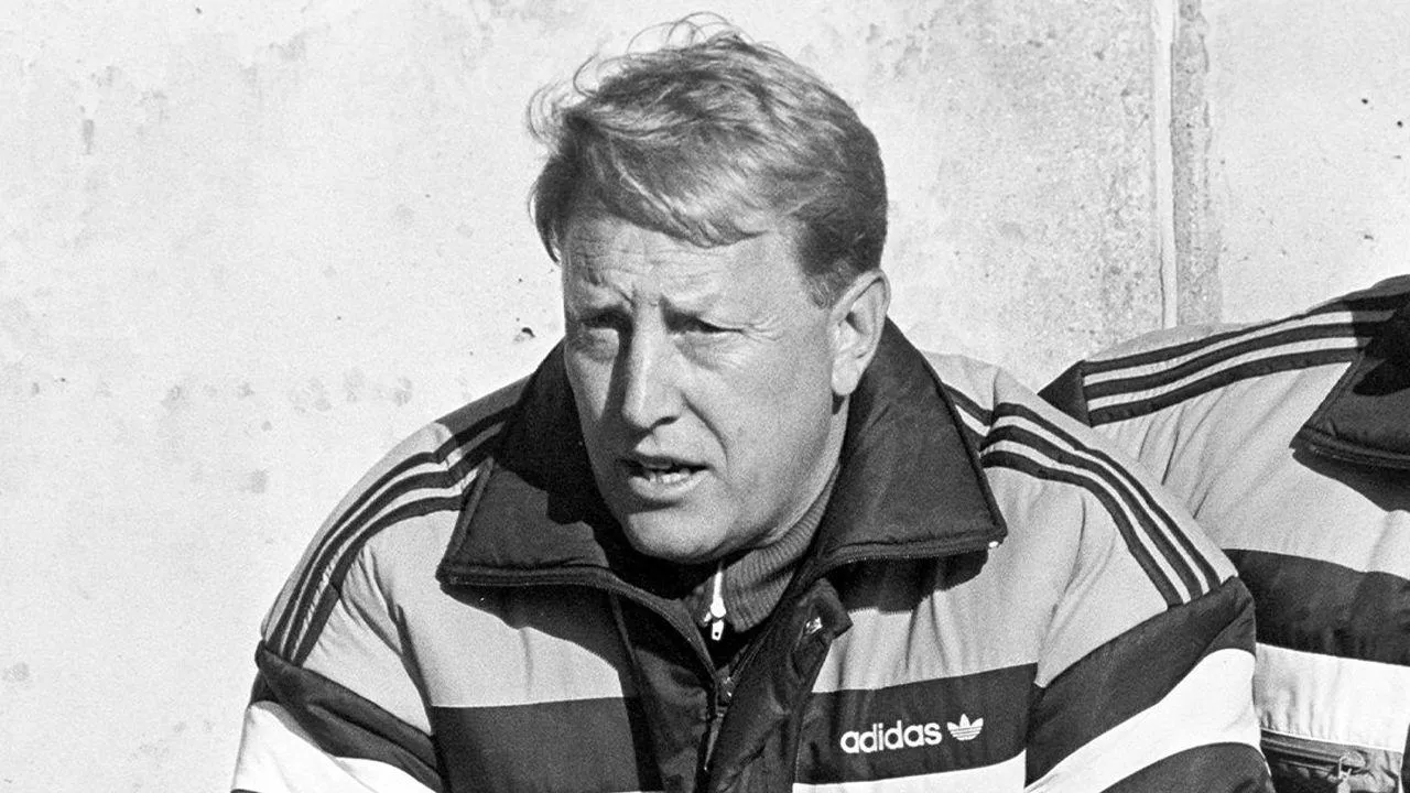 Bo Johansson, ex-selecionador da Dinamarca, morre aos 83 anos