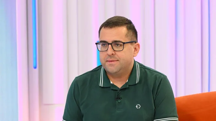 Vitor é bombeiro e foi confrontado com uma escolha: amputar a perna e viver ou morrer devagarinho. Esta foi a sua decisão
