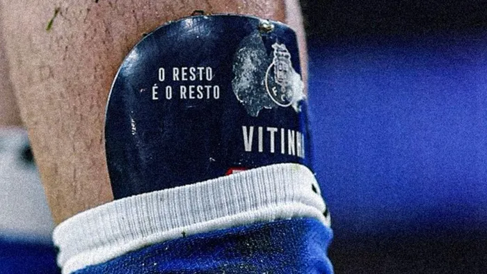 Vitinha não esquece o FC Porto e leva os dragões para campo