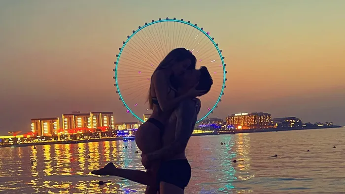 Ficou conhecida nos Morangos com Açúcar, mas desapareceu da televisão. Hoje vive um romance discreto com um craque da Seleção Nacional e já têm uma filha