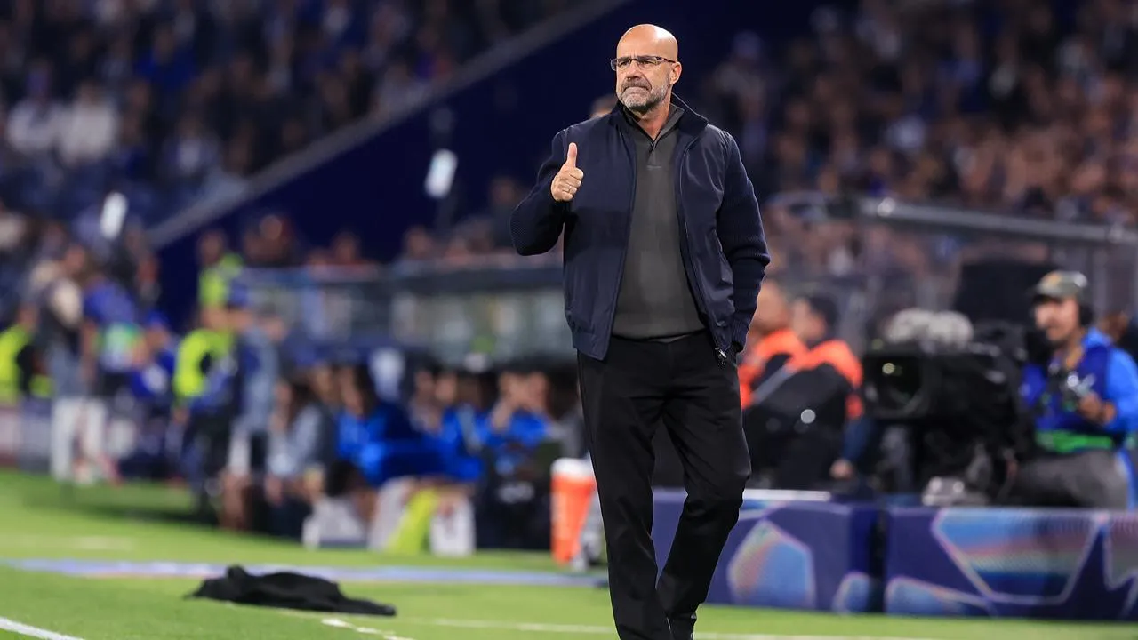 Bosz elogia PSV no Dragão: coragem, pressão alta e qualidade na construção