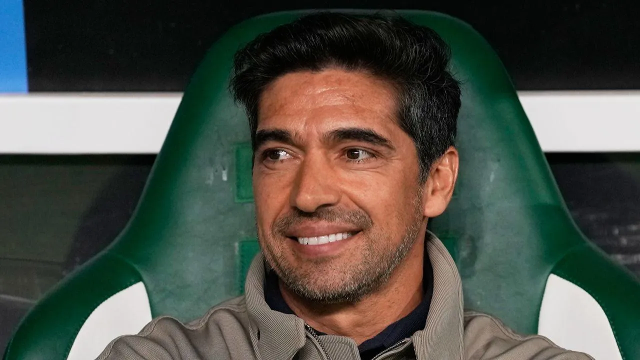 Abel Ferreira diz que o Palmeiras tornou normal a difícil chegada à final da Libertadores