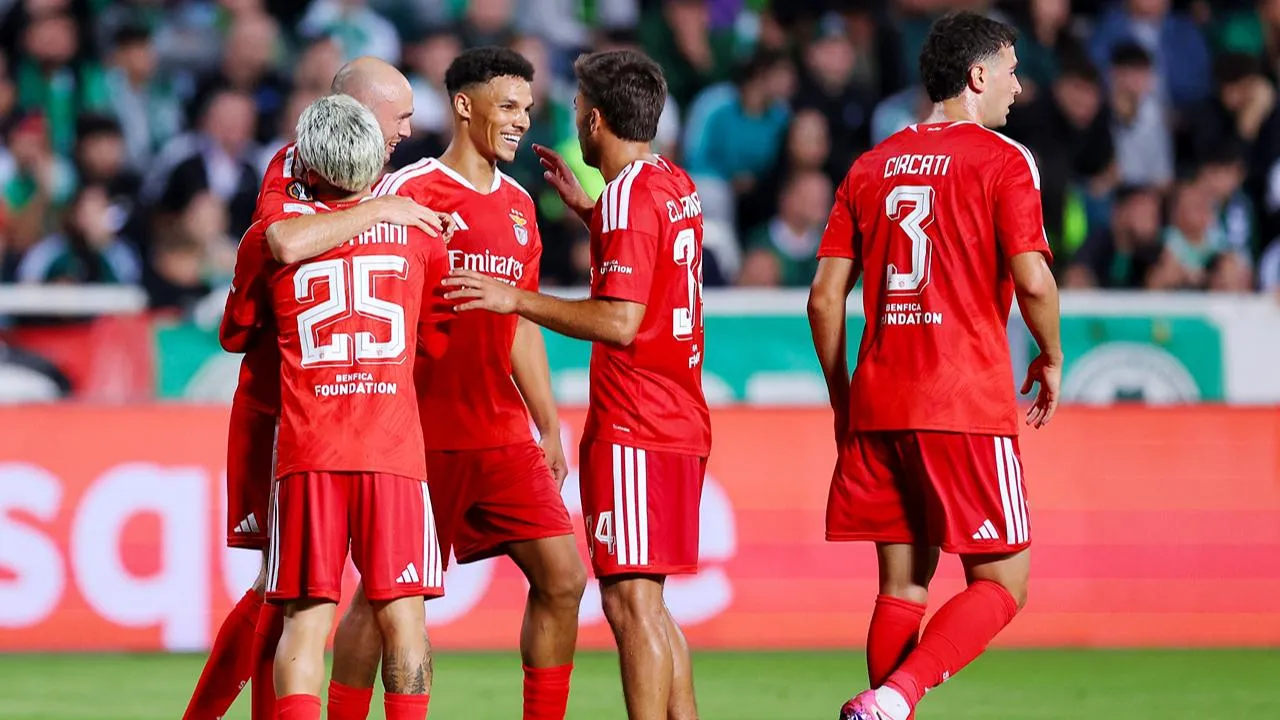 Benfica faz história na Europa com três vitórias nos três primeiros jogos