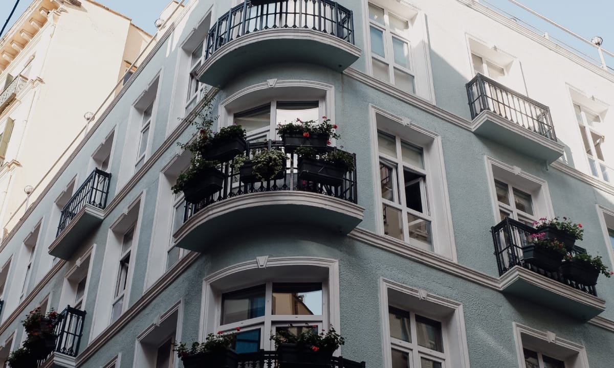 Não vais acreditar como é que os hóspedes deixaram este apartamento - VERSA