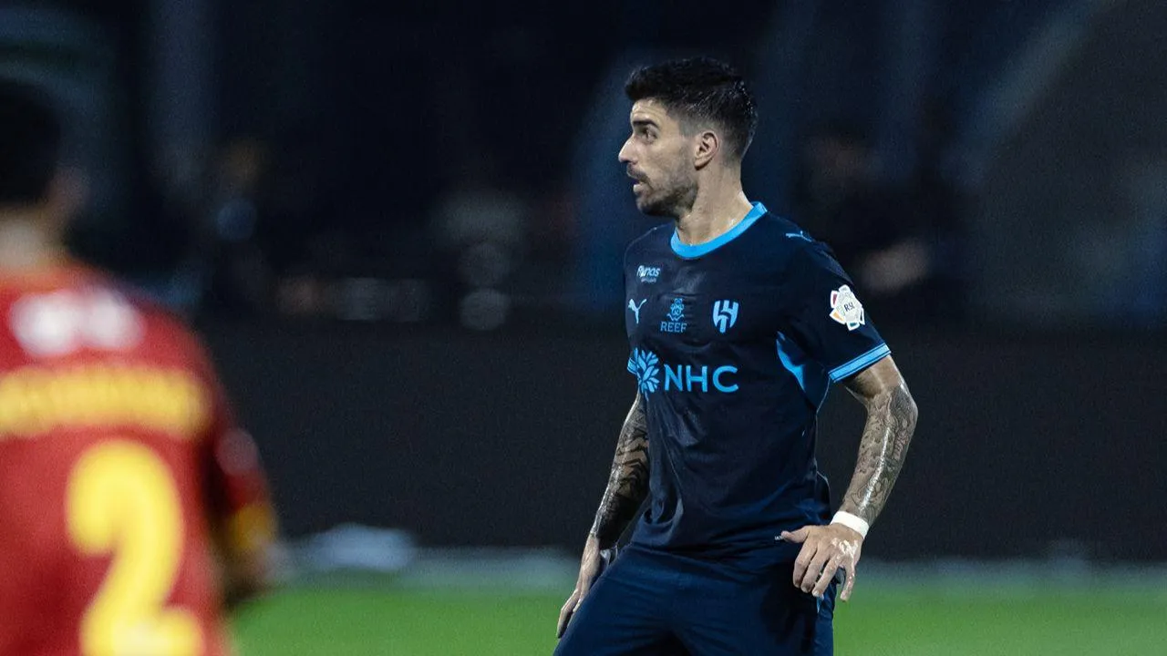 Rúben Neves marca e Al Hilal lidera; Trincão destaca-se e Bruno Lage sai derrotado