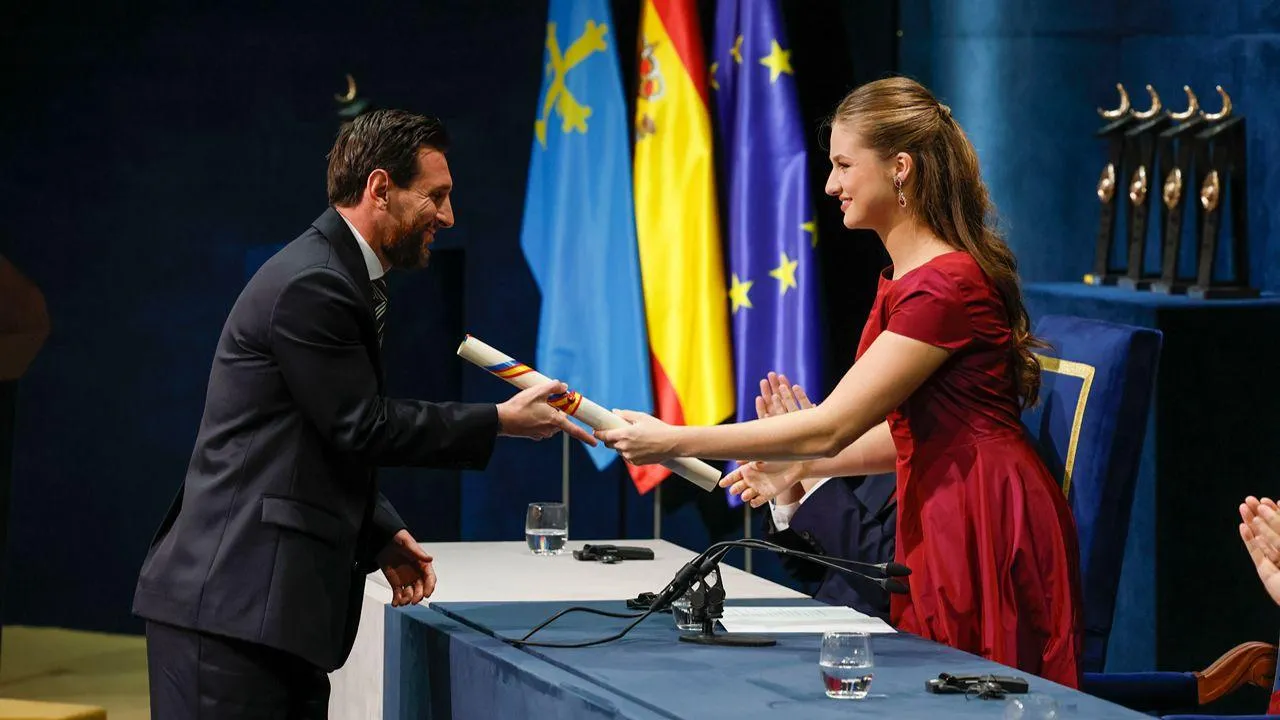 VÍDEO: Messi recebe Prémio Princesa das Astúrias de 2026 no desporto