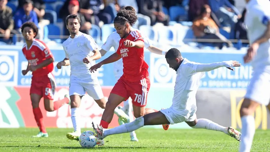 II Liga: Benfica B fica no nulo frente ao último classificado Feirense
