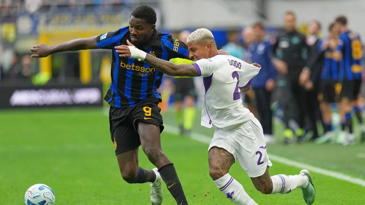VÍDEO: Inter dá a volta à Fiorentina com dois golos nos descontos