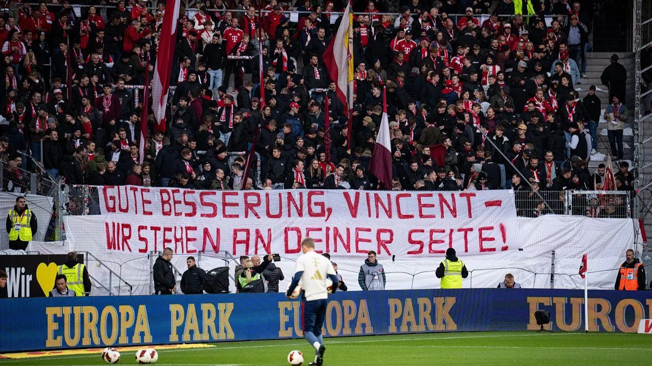 Adeptos do Bayern Munique mostram apoio a Kompany: «Estamos ao teu lado!»
