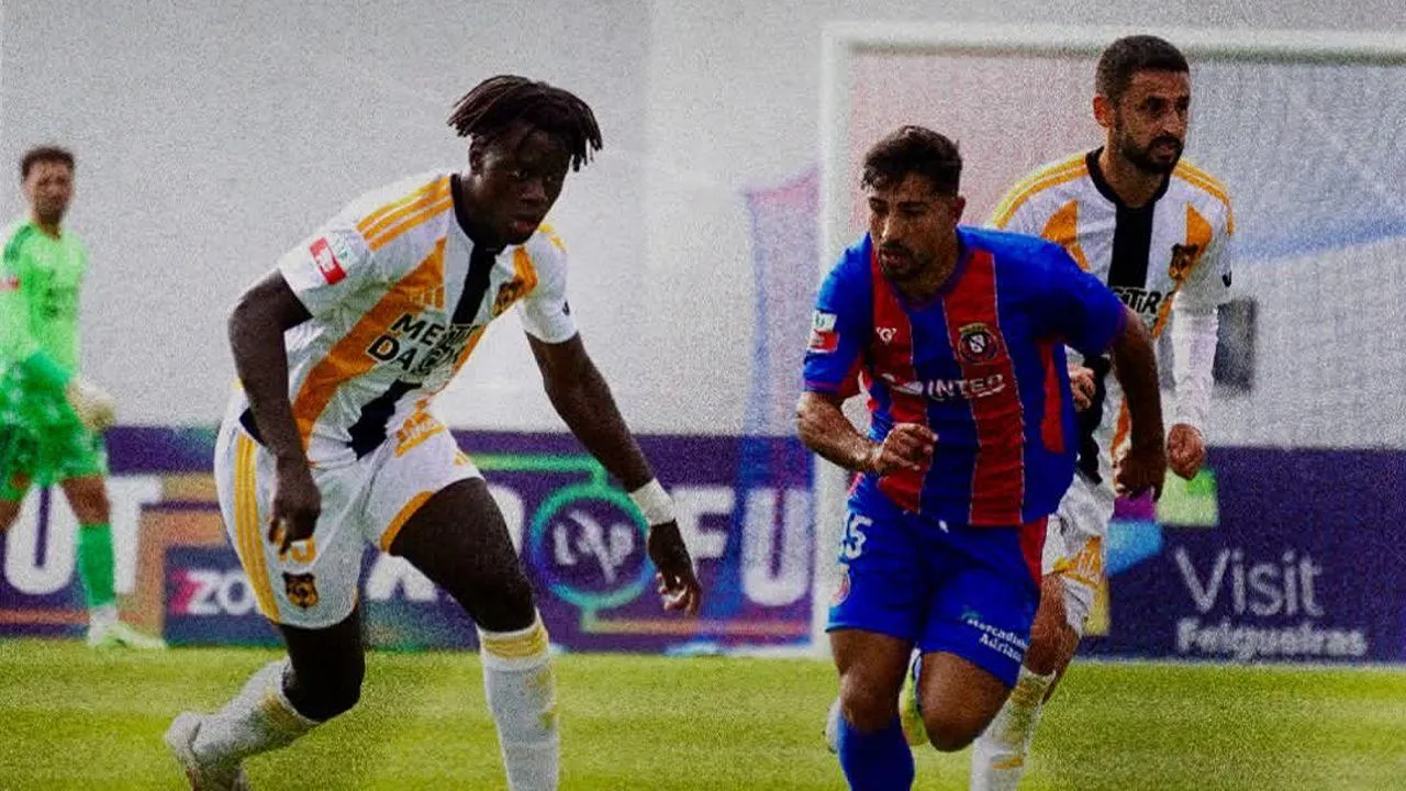 II Liga: penálti repetido aos 90+8 dá empate à U. Leiria frente ao FC Porto B