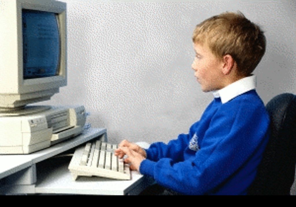 Internet: crianças alvos fáceis dos pedófilos