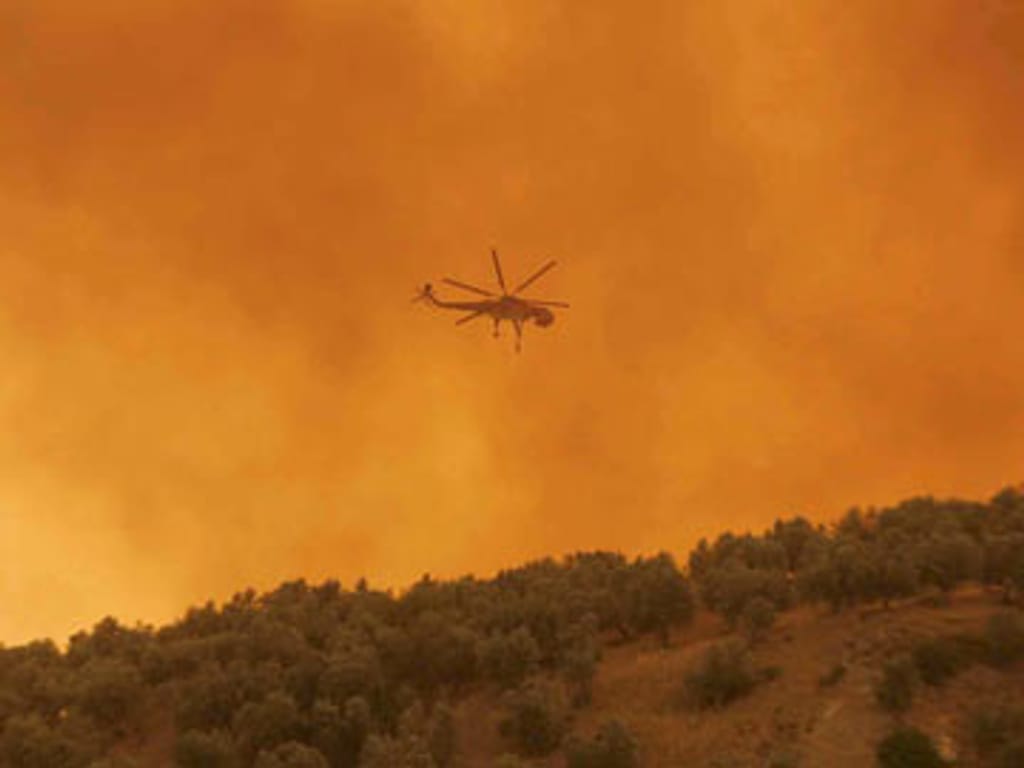 Grécia: portugal envia Canadair para combate ao fogo