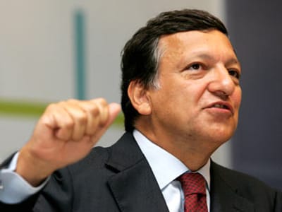 Durão Barroso apela a nova ordem internacional - TVI
