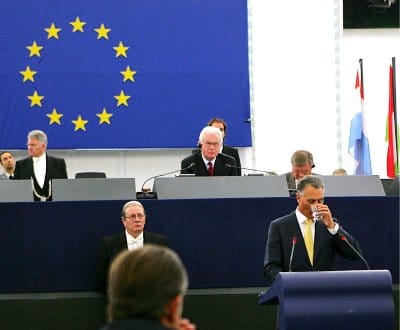 Parlamento Europeu quer medidas para contrariar instabilidade - TVI