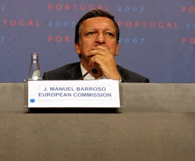 Tratado de Lisboa: Barroso apela a mediação de Merkel - TVI