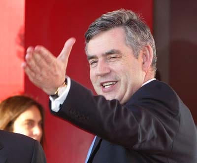 Gordon Brown: Durão fez trabalho «brilhante» - TVI