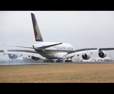 Singapore Airlines vai mudar motores dos Airbus A380 - TVI