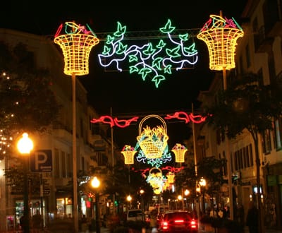 Madeira: providência cautelar a ajuste direto nas luzes de Natal - TVI