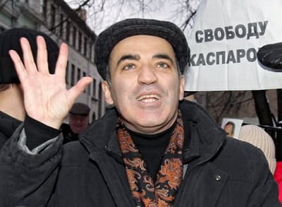 Rússia: Kasparov libertado após 5 dias de prisão - TVI