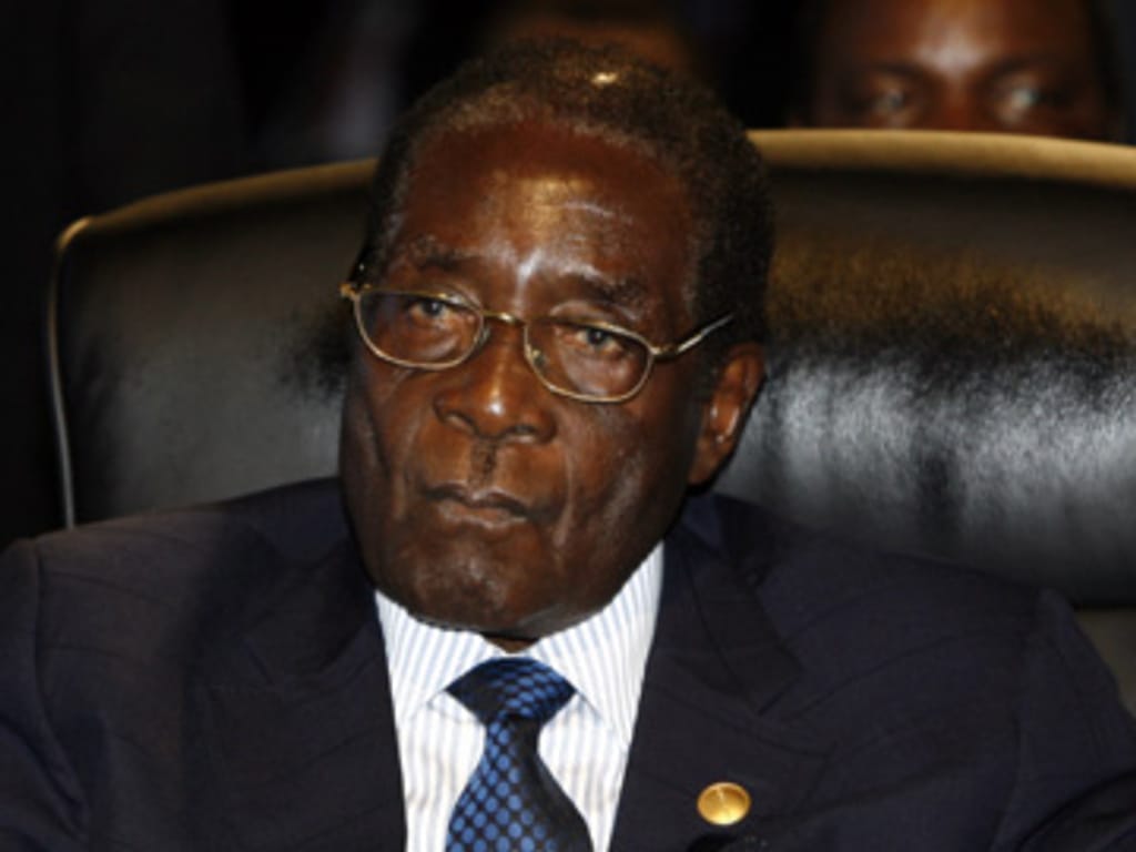 Mugabe responde às críticas dos últimos dias