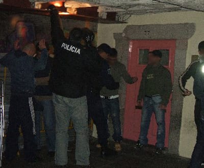 Mega-operação: 24 detidos no Porto - TVI
