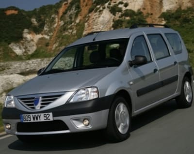 Modelo low-cost da Renault chega este ano a Portugal - TVI