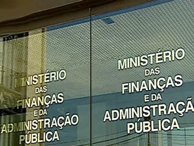 Director-geral dos impostos exige mais cobranças - TVI