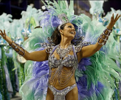 Crise mundial chega às comemorações do Carnaval do Brasil - TVI