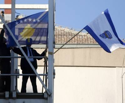Primeiro-ministro do Kosovo acusado de tráfico de orgãos - TVI