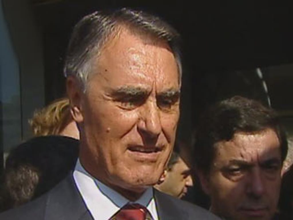 Cavaco Silva recebe dossier sobre a Madeira