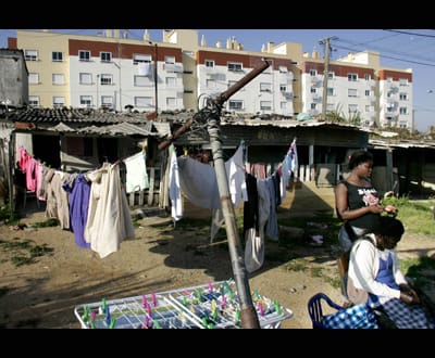 Lisboa: 67 bairros sociais com 87 mil pessoas - TVI