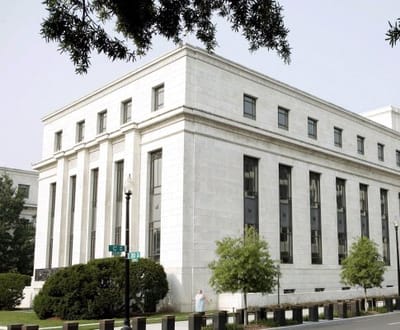Governo prepara reforço dos poderes da Reserva Federal - TVI